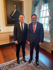 Preşedintele Senatului, Florin Cîţu, întâlnire cu Derek Chollet, consilier politic al Departamentului de Stat, în cadrul vizitei oficiale pe care o face în SUA