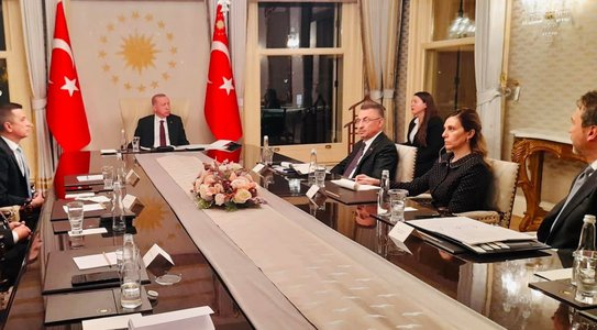 Virgil Popescu, după întâlnirea cu preşedintele turc  Recep Tayyip Erdogan: Resursele energetice nu trebuie să fie folosite ca arme de şantaj / România susţine dezvoltarea Coridorului Sudic de Gaze