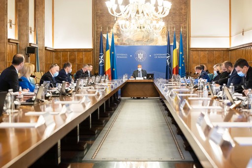 Nicolae Ciucă anunţă că Guvernul va da miercuri o Ordonanţă de urgenţă prin care incendiile provocate vor fi incluse în categoria infracţiunilor