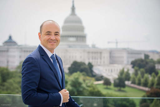 Ambasadorul României în SUA, Andrei Muraru: O condiţie fundamentală ca vizele să fie eliminate este ca rata de respingere să fie sub 3% / În ultimii 8 ani, numărul refuzurilor a fost constant între 9 şi 10% / E nevoie de o campanie amplă de informare