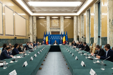 Ciucă, discuţii cu reprezentanţii asociaţiilor de fermieri: România are un potenţial agricol foarte important, iar noile măsuri guvernamentale vor susţine acest domeniu extrem de important pentru economie