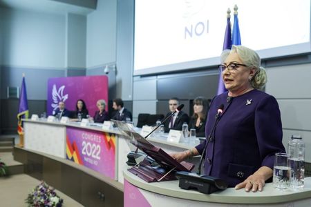 UPDATE - Viorica Dăncilă, aleasă în funcţia de preşedinte al Partidului Naţiune Oameni Împreună, cu 247 de voturi ”pentru” / Dăncilă: Vă garantez că Partidul Naţiune Oameni Împreună va fi un partid important pe scena politică românească