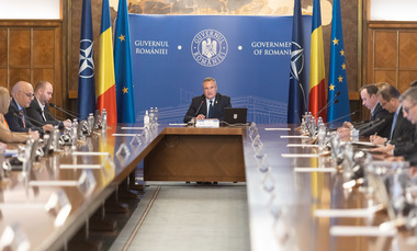 Premierul Ciucă: Suntem în măsură ca astăzi să asigurăm plata diferenţelor salariale pentru drepturile şi neîncasate de către personalul didactic din învăţământ