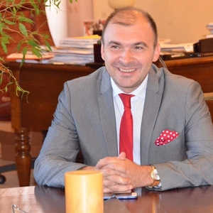 Primarul municipiului Caransebeş, Felix Borcean, s-a înscris în PSD / Pentru primul mandat a candidat din partea PNL, iar pentru al doilea a candidat independent