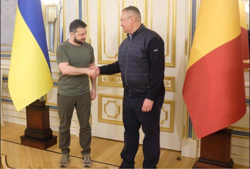 Ciucă, după vizita în Ucraina: România sprijină derularea unei investigaţii internaţionale care să tragă la răspundere pe cei vinovaţi de comiterea de crime internaţionale / Sprijinim aspiraţiile Ucrainei de integrare în Uniunea Europeană 