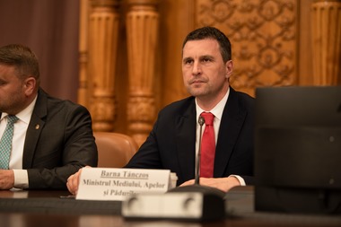 Ministrul Mediului a prezentat în comisiile parlamentare de specialitate obiectivele de mediu stabilite prin PNRR / Tanczos Barna: Avem un ritm accelerat de pregătire a reformelor şi a programelor de finanţare