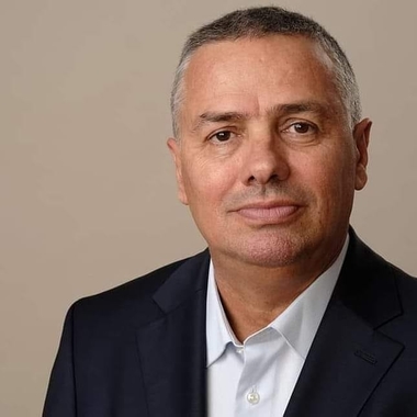 PSD Iaşi îi cere edilului Chirica să-l demită pe city-managerul oraşului, Petru Movilă, după o altercaţie pe care acesta din urmă a avut-o în sediul PMP cu un coleg de partid - FOTO