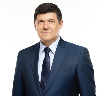 Preşedintele CJ Galaţi critică absenţa consilierilor PNL de la şedinţa de miercuri, motiv pentru care nu au fost aprobate exproprierile pe traseul drumului de centură al municipiului Galaţi