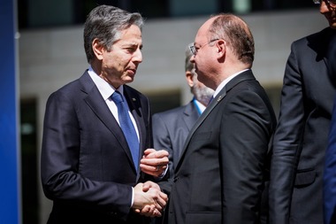 Ministrul Bogdan Aurescu a discutat cu secretarul de stat al SUA Antony Blinken despre sprijinirea Ucrainei prin exportul de grâne, prin intermediul porturilor Galaţi şi Constanţa