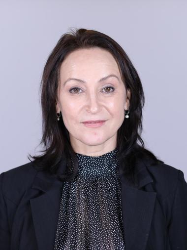 Un deputat AUR le-a cerut parlamentarilor să doneze din indemnizaţii pentru a ajuta 11 elevi din Neamţ să meargă în SUA pentru a-şi ridica medalia de aur câştigată la un concurs iniţiat de NASA