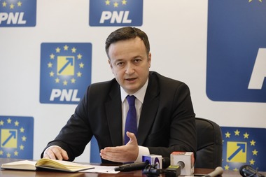 Şeful PNL Buzău: Primarul Buzăului, Constantin Toma, încearcă să acopere greşelile pe care le face, conştient sau nu, la conducerea primăriei, acuzând opoziţia că blochează proiectele de infrastructură