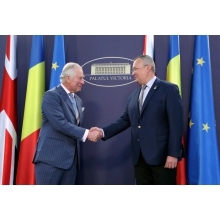 Premierul Nicolae Ciucă a discutat cu Alteţa Sa Regală Prinţul de Wales despre ameninţarea la adresa securităţii alimentare a lumii, generată de blocarea porturilor Odesa şi Nikolaev de către trupele ruse