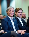 Andrei Lupu spune că este printre cei care se gândesc să plece din USR: Eu sunt îngrijorat în mod real de felul în care arată USR în acest moment, s-a închis la vârf, un număr restrâns de oameni ia decizii / Cioloş a avut o discuţie cu sute de membri
