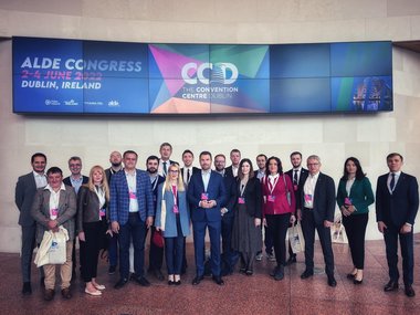 Drulă: Delegaţia USR la Congresul ALDE Europe a cerut Consiliului European să acorde R. Moldova statut de ţară candidat la finele lunii iunie