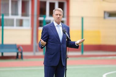 Iohannis, despre remanierea unor miniştri: Vom discuta după ce premierul îmi prezintă, să zicem, primele concluzii/ Întrebat dacă e mulţumit de toţi miniştrii: Poate are şi altcineva întrebări