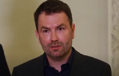 Cătălin Drulă, după ce podul de Luţca s-a prăbuşit: Fusese reparat acum 6 luni. Maestru de ceremonii, Ionel Arsene, baron de Neamţ, care declara că încă 50 de ani, la Luţca, peste râul Siret, se va circula în condiţii de siguranţă