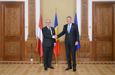Klaus Iohannis, întâlnire cu preşedintele Letoniei, Egils Levits, în marja Summitului B9 de la Bucureşti 