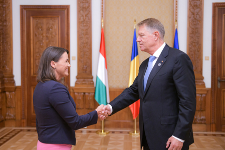 Klaus Iohannis, întâlnire cu preşedintele Ungariei, la Palatul Cotroceni - Preşedintele României a reiterat importanţa dialogului pentru rezolvarea tuturor aspectelor de interes în plan bilateral şi pentru evitarea abordărilor unilaterale
