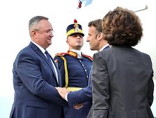 UPDATE - Emmanuel Macron a ajuns în România/ Ciucă a transmis mulţumiri Franţei pentru prezenţa sa militară în România