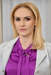 Gabriela Firea, după ce Nicuşor Dan a spus că rămâne de văzut dacă aceasta va fi susţinută de PSD pentru primăria Capitalei: Câinele moare de drum lung şi prostul de grija altuia! O ruşine pentru Capitală! Zero profesionalism! Zero caracter!