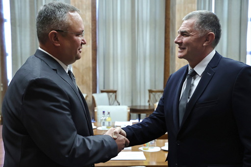 Premierul Nicolae Ciucă, întâlnire cu reprezentanţii Federaţiilor Internaţionale şi Europene de Atletism. Discuţia, despre găzduirea, de către România, a Campionatului European de Atletism U20 - Cadeţi, care va fi organizat, anul viitor, la Cluj-Napoca