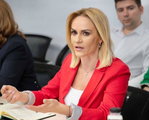 Gabriela Firea: Am promisiunea de la colegii parlamentari că până la finalul acestei sesiuni, Legea Tineretului va fi votată, după patru ani în care a stat în analize şi comisii