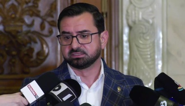 Comisia juridică a Camerei a votat pentru ridicarea imunităţii parlamentare a lui Adrian Chesnoiu / Chesnoiu: Sunt absolut convins că adevărul va ieşi la iveală. Nu sunt adeptul justiţiei televizate