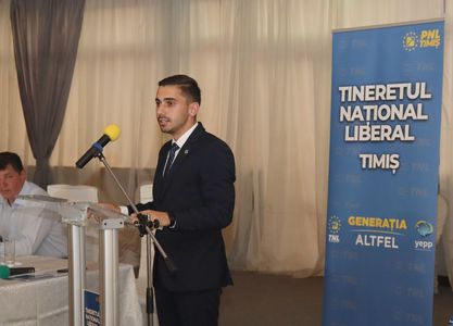 Noul preşedinte al tinerilor liberali din Timiş îşi propune scăderea vârstei de vot de la 18 la 16 ani