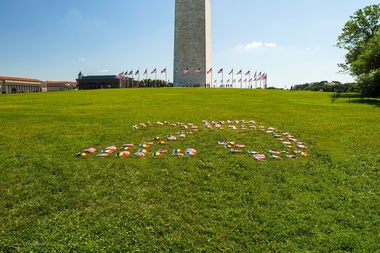 Semn grafic realizat de Ambasada României în Statele Unite ale Americii, pentru a marca 25 de ani de Parteneriat Strategic între cele două ţări - FOTO
