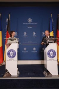 Bogdan Aurescu, consultări cu ministrul afacerilor externe al Republicii Federale Germania, Annalena Baerbock - discuţiile au vizat atât oportunităţile de consolidare a relaţiilor bilaterale, cât şi subiectele de actualitate de pe agenda europeană 