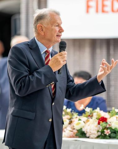 Fostul preşedinte al Consiliului Judeţean Ialomiţa Silvian Ciupercă, găsit mort într-un şanţ, în localitatea Bălceşti din judeţul Vâlcea / PSD transmite condoleanţe 