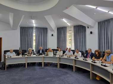 Tanczos Barna: Deşertificarea reprezintă un risc pentru România / Strategia Naţională, gata până în septembrie / Specialiştii au stabilit 55 de măsuri pentru domeniul agriculturii, domeniul forestier şi al apelor 
