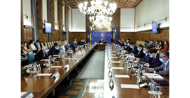 Ciucă, despre rectificarea bugetară: Suplimentăm cu un miliard de lei bugetul schemei de ajutor de stat dedicat investiţiilor importante în economie/ Câciu: Rectificarea va fi una pozitivă 