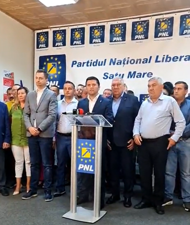 UPDATE - PNL Satu Mare anunţă retragerea tuturor membrilor în funcţiile de conducere din Consiliul Judeţean şi primărie. Adrian Cozma: Principalele motive se leagă de politica hegemonică a UDMR şi lipsa unui parteneriat onest / Reacţia partidului