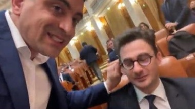 Iulian Bulai îi transmite 10 sfaturi lui George Simion, după ce liderul AUR s-a căsătorit, sâmbătă: Să ştii limita dintre viaţa de familie şi activitatea politică. Aceasta este de fapt prima regulă. Deja ai încălcat-o
