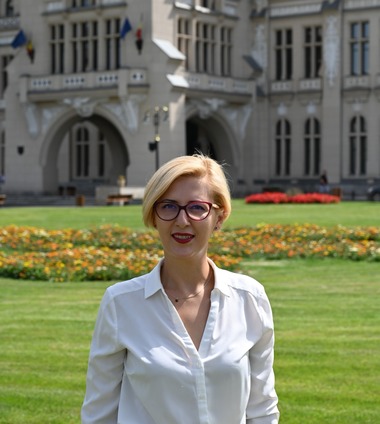Monica Berescu, deputat USR: Ciolacu şi cei de la vârful PSD ar pleca şi mâine de la guvernare, au fugit tot timpul de răspundere. Dar baronii roşii şi primarii PSD au alte interese, nu vor să renunţe la bani şi la funcţii