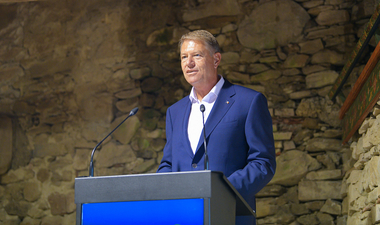 Iohannis: Strategia naţională pentru prevenirea şi combaterea antisemitismului, xenofobiei, radicalizării şi discursului instigator la ură demonstrează hotărârea României în promovarea toleranţei