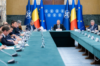 Premierul Ciucă, după reuniunea Comitetului interministerial pe energie: Pentru a consolida măsurile de sprijin pe care Guvernul le ia pentru protejarea românilor şi a mediului de afaceri, suntem pregătiţi, azi, să adoptăm cadrul normativ necesar
