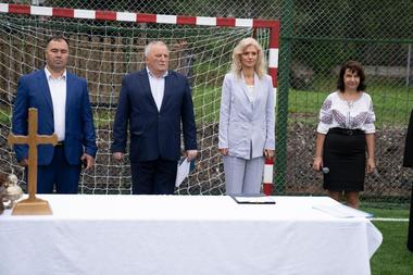 Alina Gorghiu, la deschiderea anului şcolar: Lucrurile se mişcă în direcţia bună, dacă oamenii care conduc comunităţile sunt gospodari