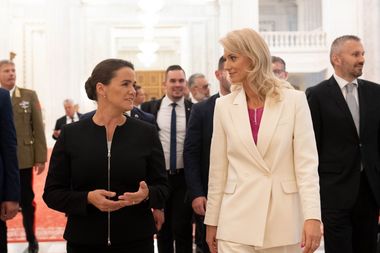 Alina Gorghiu a discutat cu preşedintele Ungariei despre agresiunea Rusiei împotriva Ucrainei şi  angajamentul României de a sprijini efortul de reconstruire a Ucrainei