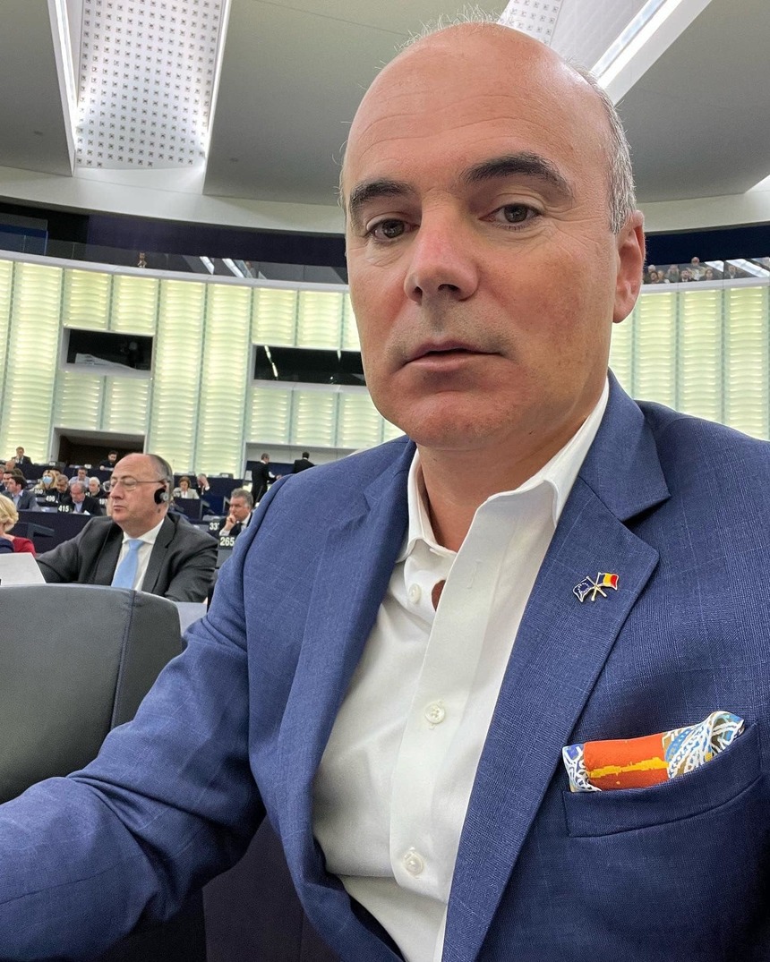 Europarlamentarul Rareş Bogdan anunţă că va ţine „un discurs extrem de dur”, săptămâna viitoare, în plenul Parlamentului European, pe tema aderării României la spaţiul Schengen ăi a ridicării MCV
