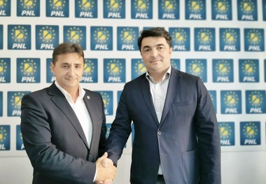 Fostul ministru al Culturii Daniel Breaz, care a demisionat din PSD în august 2020, s-a înscris în PNL Alba Iulia