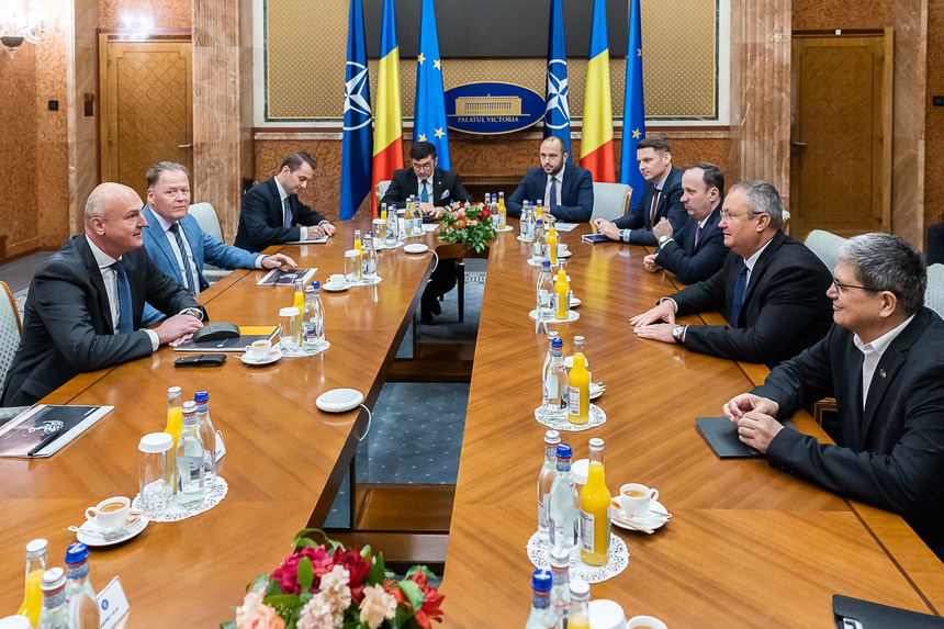 Premierul Nicolae Ciucă, întâlnire cu o delegaţie a companiei Nokian Tyres, la Palatul Victoria: Am arătat că suntem capabili să ne asumăm protejarea frontierelor Spaţiului Schengen, reprezintă un atu în atractivitatea noastră pentru investitori