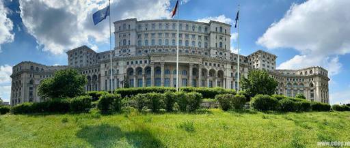 Camera Deputaţilor ia măsuri pentru reducerea consumului de energie / Iluminatul exterior Palatului Parlamentului, diminuat cu 50%