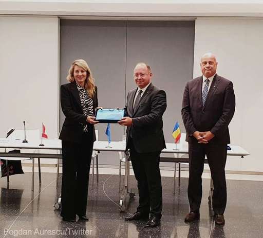 Ministrul afacerilor externe Bogdan Aurescu a predat către omologul din Canada, Mélanie Joly, Preşedinţia Comunităţii Democraţiilor