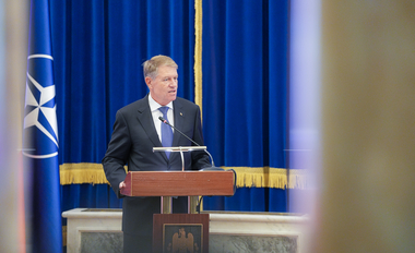 Klaus Iohannis: Cu fiecare pas realizat în combaterea corupţiei la toate nivelurile, suntem mai aproape de încheierea MCV, de aderarea la spaţiul Schengen şi la OCDE / Lupta împotriva corupţiei a fost şi rămâne un obiectiv al mandatelor mele 