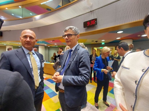 Virgil Popescu, după reuniunea Extraordinară a Consiliului TTE in format Energie: Am ajuns la un acord politic cu privire la o serie de măsuri de urgenţă pentru abordarea problemei preţurilor ridicate la energie
