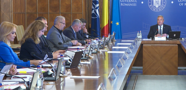 Nicolae Ciucă, mesaj către Ligia Deca, privind legile educaţiei: Sunt convins că veţi face ceea ce este necesar astfel încât până la finele lunii octombrie să avem pachetul de legi aprobat la Guvern şi în luna noiembrie să fie înaintat în Parlament