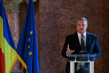 Nicolae Ciucă, mesaj cu prilejul Zilei Naţionale de Comemorare a Victimelor Holocaustului: Holocaustul a fost o crimă cu premeditare care s-a petrecut în mijlocul societăţii, o prăbuşire a instituţiilor, a tuturor normelor şi a umanităţii