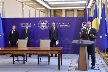 Nicolae Ciucă, la semnarea unor contracte destinate dezvoltării şi modernizării infrastructurii energetice naţionale: Fondul de Modernizare, în valoare de 13 miliarde de euro, este o sursă pe care trebuie să o valorificăm - VIDEO
